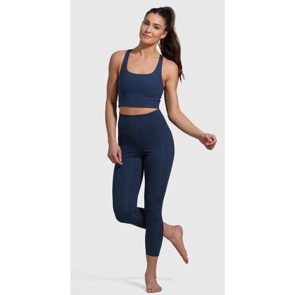 Girlfriend Collective Compressive High-Rise Legging - 23.75" - Picture 2 of 8